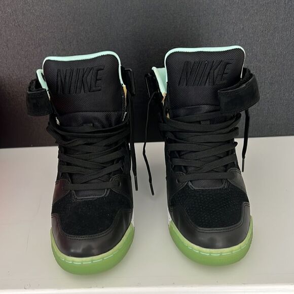 Women’s Air Revolution Sky High Nike Sneakers - Picture 2 of 13